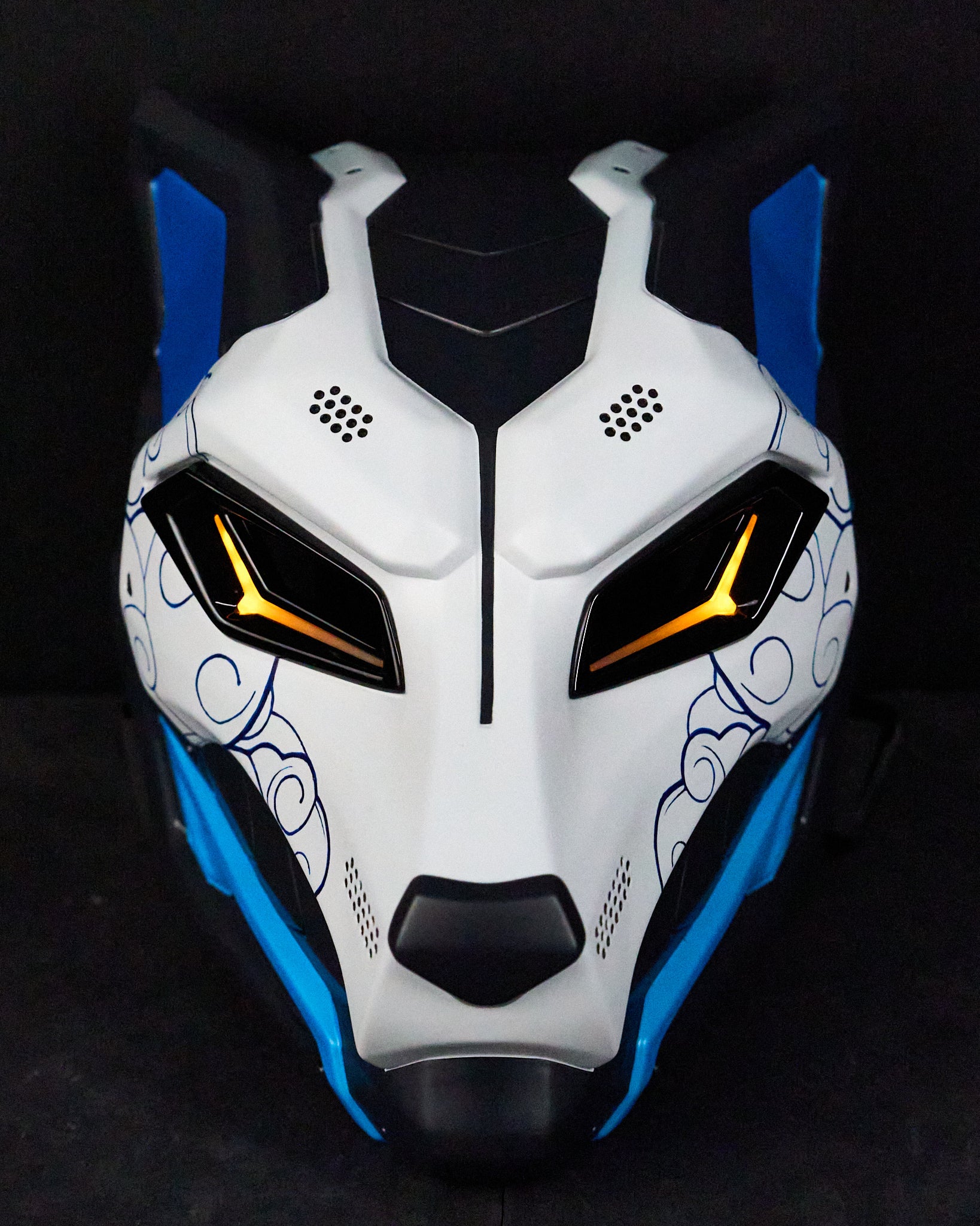 Evo Wolf RGB LED Mask, view 1