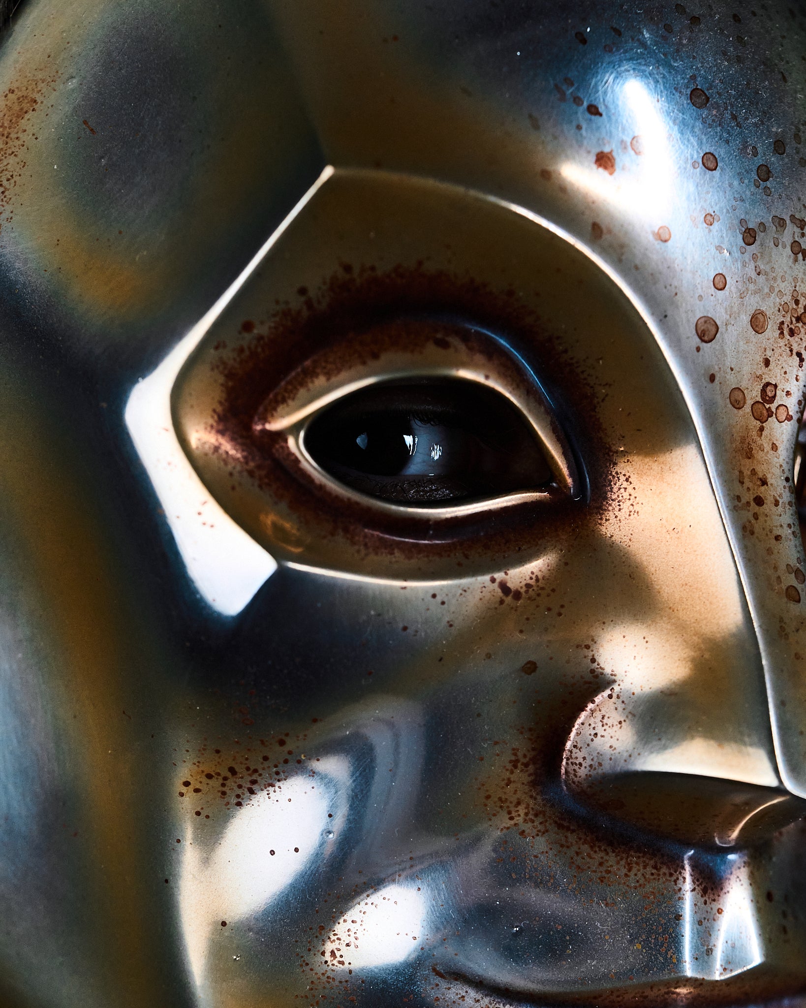 Danny NFTU Chrome mask from Hollywood Undead, view 1