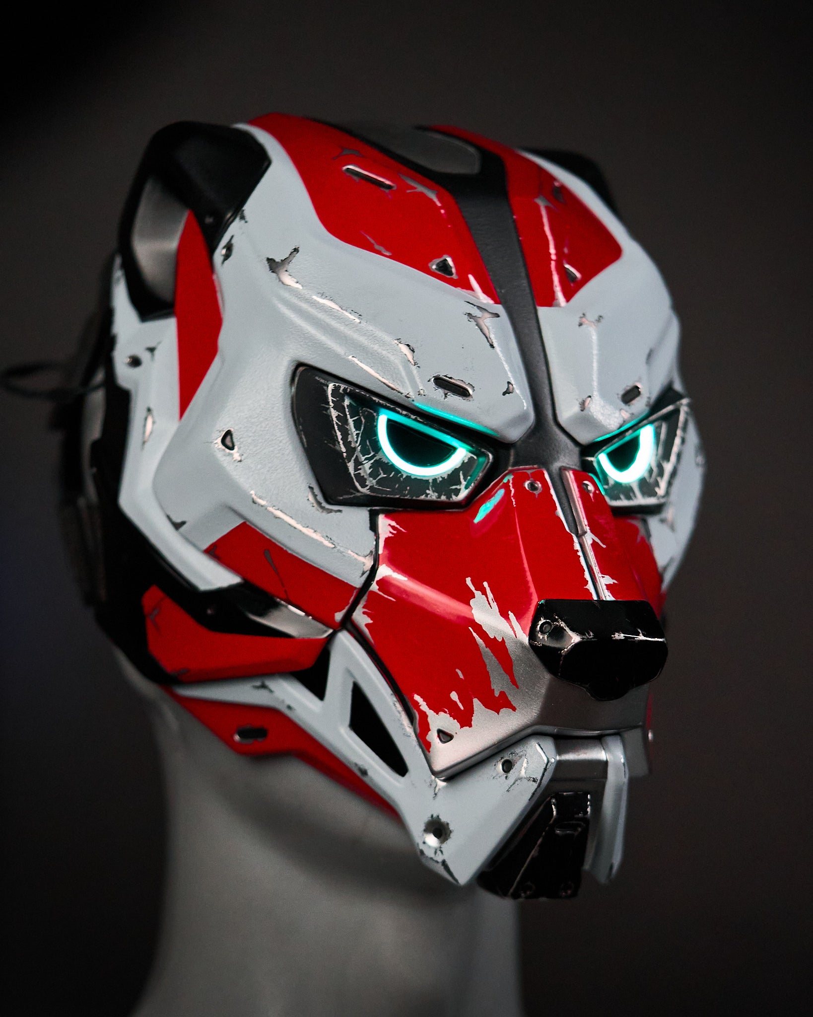 Evo Bear RGB LED Mask, view 1